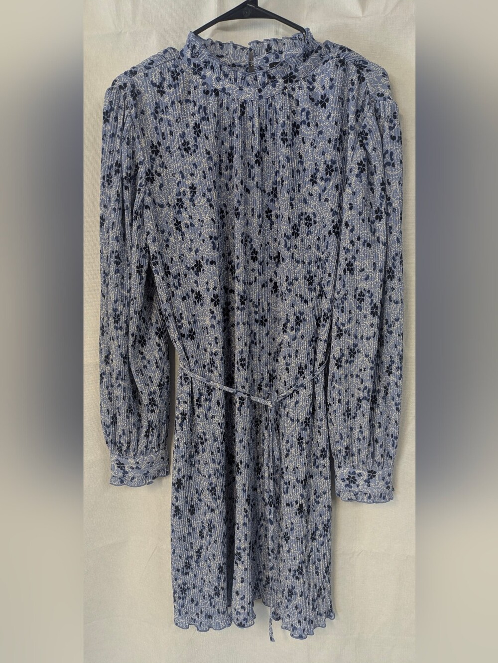 Ann Taylor Blue Floral Long-Sleeve Ruffled Neck Dress